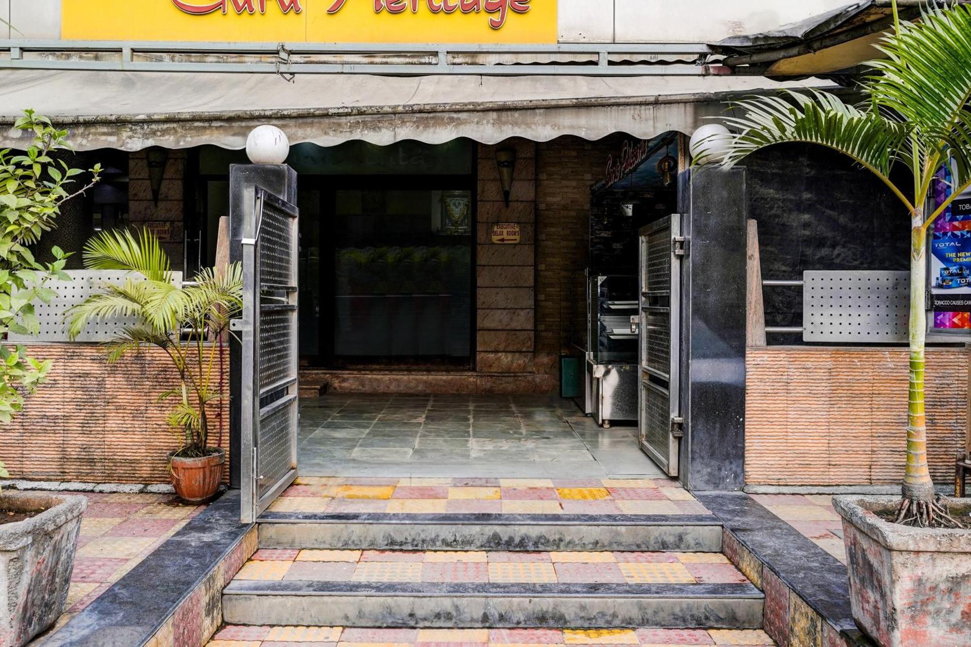 Collection O Guru Heritage Kalamboli Navi Mumbai Exterior photo